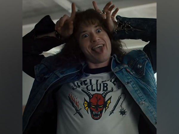 Joe Quinn in 'Stranger Things' (Image source: Instagram)