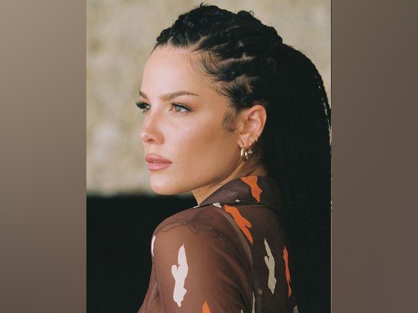 Halsey (Image courtesy: Instagram)