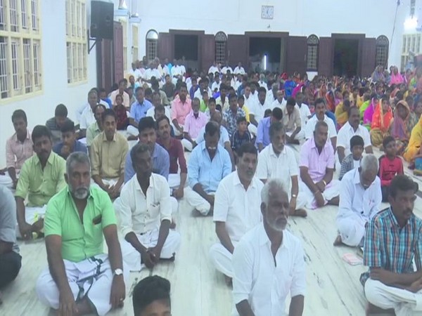 Devotees at St Soosaiyappar Church on New Year's day in Rameswaram. Photo/ANI