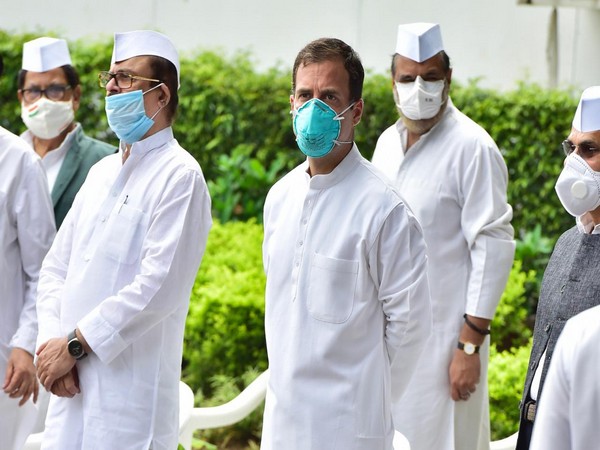 Among those who were present on the occasion include party leaders Rahul Gandhi, Ahmed Patel and KC Venugopal. (Photo: Twitter/ INC)