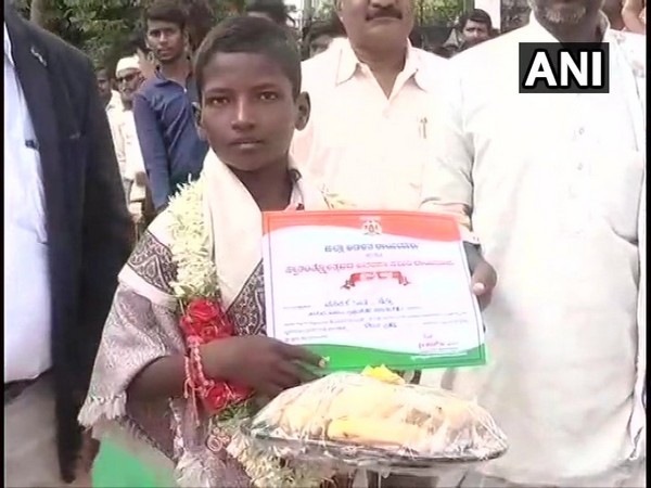 12-year-old Venkatesh felicitated in Raichur