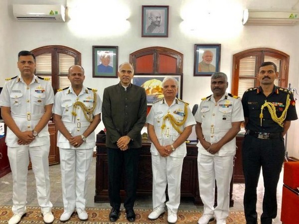 Director General Indian Coast Guard Rajendra Singh with met Indian ambassador to Vietnam Pranay Kumar Verma in Hanoi on Thursday.