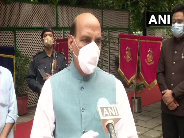 Rajnath Singh hoisted the national flag at his residence. 