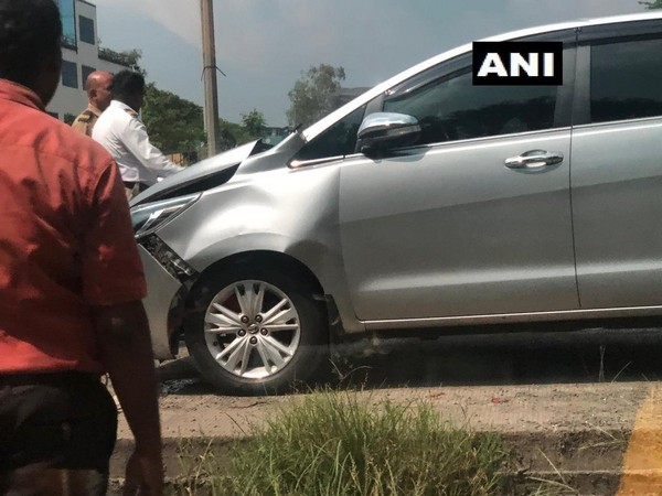 A vehicle in MNS chief Raj Thackeray convoy met with an accident in Navi Mumbai on Saturday.