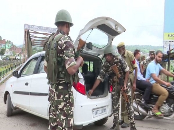 Security forces keeping strict vigil in Rajouri 