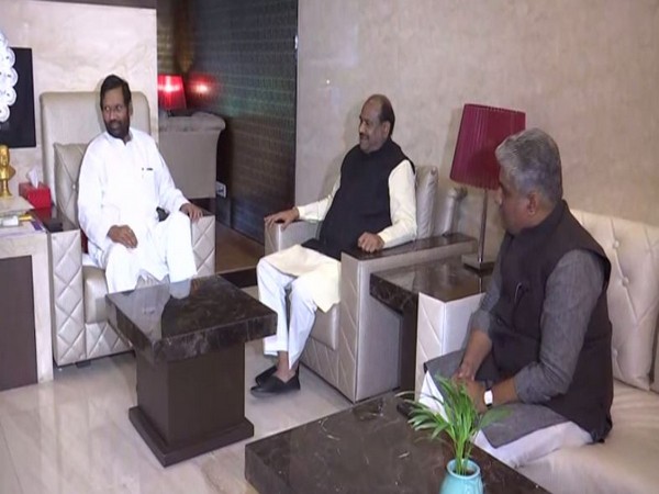 Lok Sabha Speaker Om Birla and senior BJP leader Bhupender Yadav with Union Minister Ram Vilas Paswan in New Delhi on Sunday. Photo/ANI
