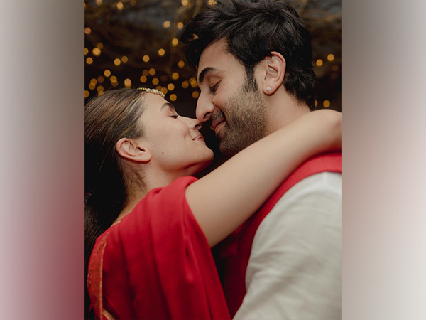 Alia Bhatt and Ranbir Kapoor (Image source: Instagram)