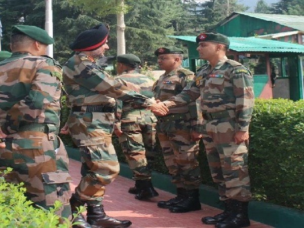Lt Gen Ranbir Singh at Formation headquarters in Kupwara sector in Jammu and Kashmir on August 7 Image Source: Twitter handle of  Northern Command, Indian Army. 