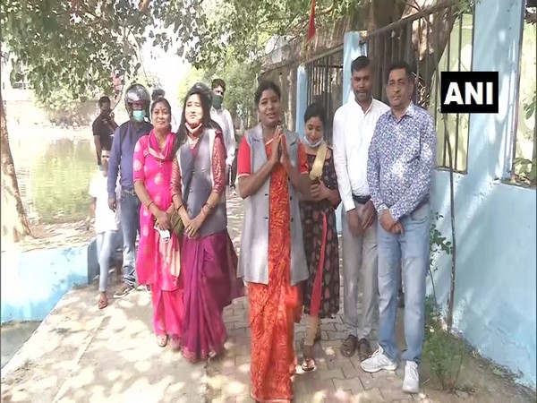 Ranchi Mayor Asha Lakra and MLA CP Singh reviewing Chhath preparations in the city (Photo/ANI)