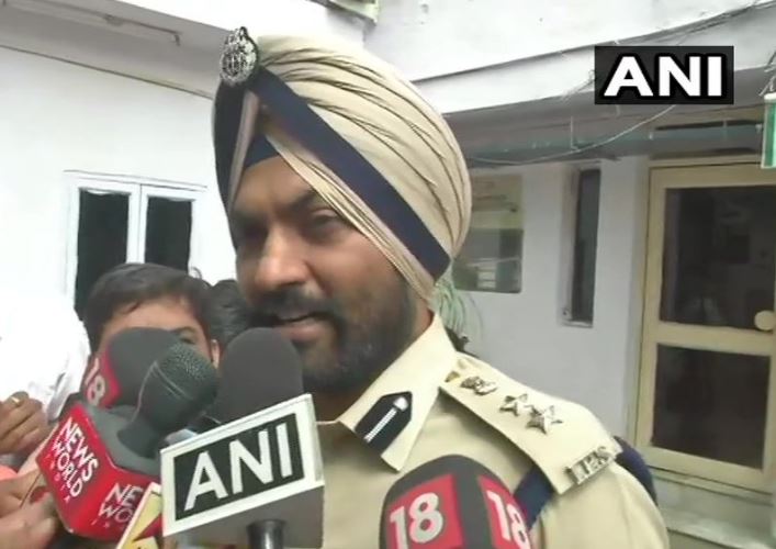 Deputy Commissioner of Police (DCP) Mandeep Singh Randhawa speaking to media in Delhi on Thursday. Photo/ANI