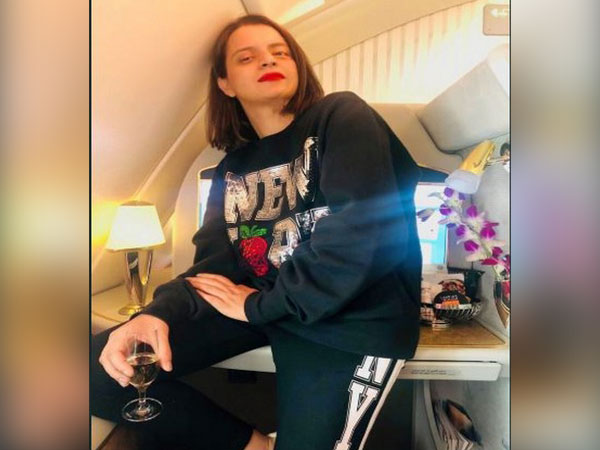 Rangoli Chandel (Image courtesy: Twitter)