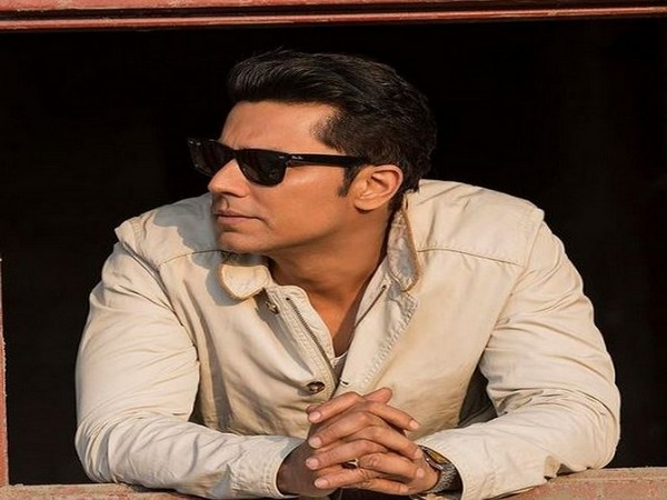 Randeep Hooda (Image courtesy: Instagram)