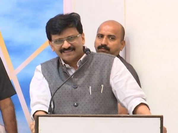 Sanjay Raut addressing an event in Mumbai on Saturday (photo/ANI)
