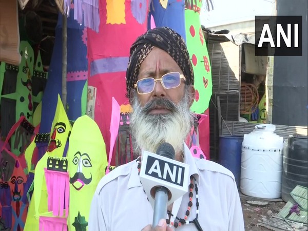 Ravana effigy maker in Jaipu speaking to ANI (Photo/ANI)