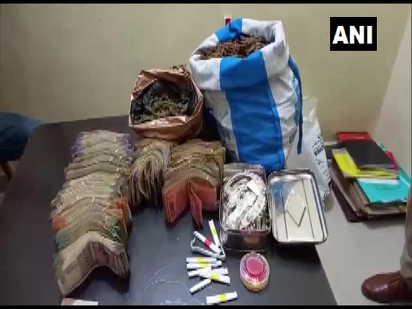 2.5 kg of cannabis seized by police in Bihar's Gaya. (Photo/ANI)