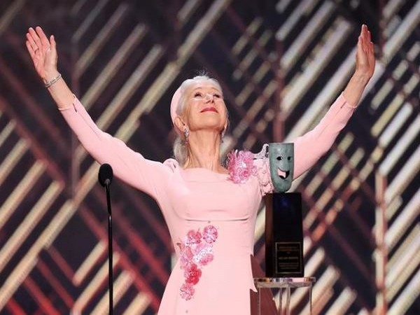  Helen Mirren at SAG Awards 2022 (Image source: Instagram)