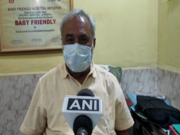 Khargone district hospital superintendent Divyesh Verma speaking to ANI on Saturday.