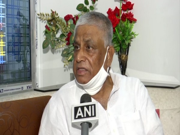 West Bengal Congress leader Abdul Mannan speaking to ANI on Sunday.