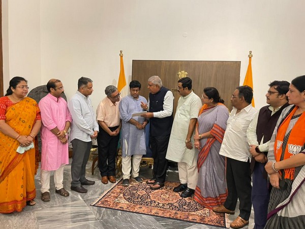 The Bengal BJP delegation with Governor Jagdeep Dhankhar. (ANI/photo)