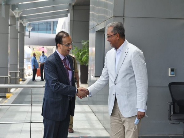 MEA spokesperson welcomes Madagascar's Foreign Minister Richard Randriamandrato(twitter@MEAIndia)
