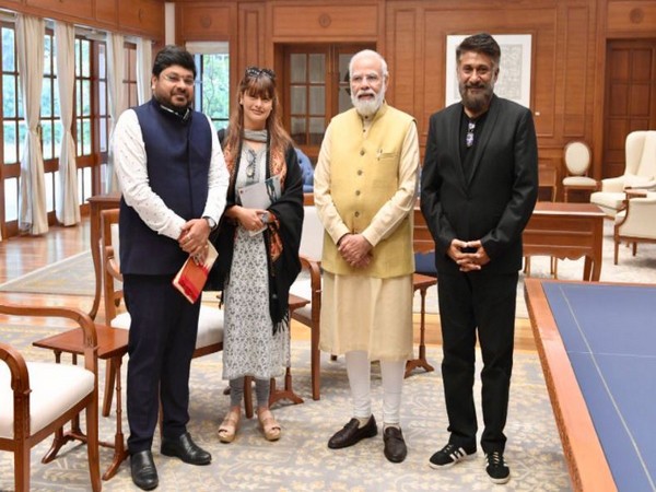'The Kashmir Files' team with Prime Minister Narendra Modi (Image source: Twitter)