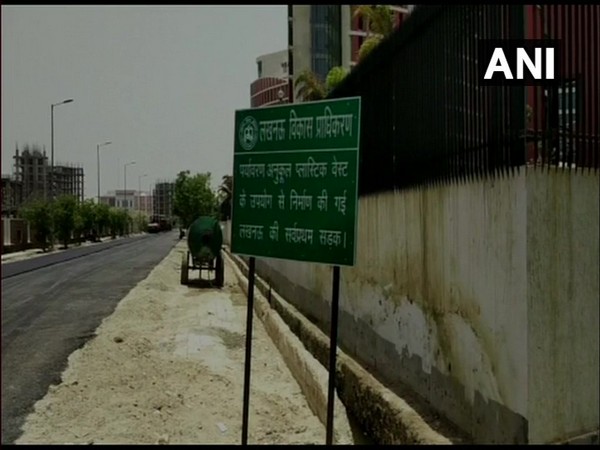 Visuals of the road constructed in Lucknow,Uttar Pradesh using plastic waste. 