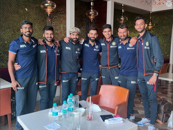 Cheteshwar Pujara with the team India (Photo: Cheteshwar Pujara/ Twitter)