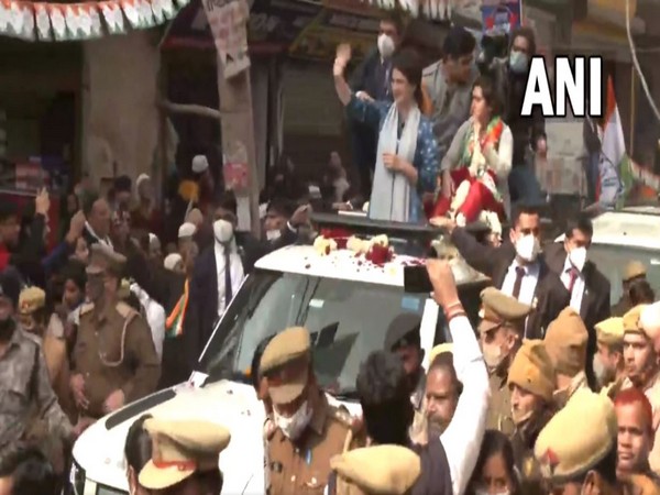 Priyanka Gandhi Vadra holds roadshow in UP's Sahibabad (Photo:ANI)