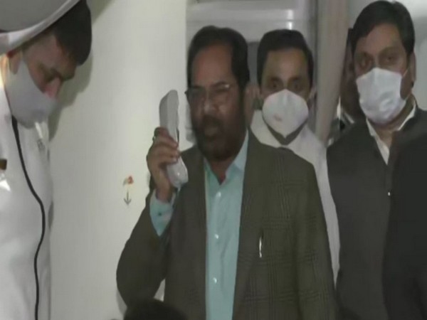 Union Minister Mukhtar Abbas Naqvi (Photo:ANI)