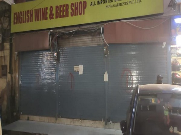 Liquor shop sealed at Delhi's Karol Bagh 
