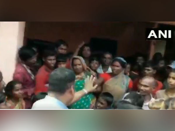 ruckus broke out at a community kitchen in Katihar, Bihar on Sunday 