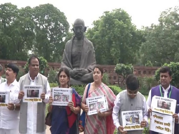 BJP MP Rupa Ganguly and other party MPs from WB protesting outside the Parliament in New Delhi on Friday, Photo/ANI