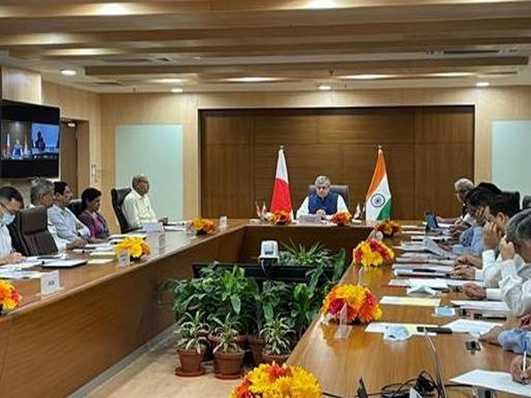 Ashwini Vaishnaw co-chaired 14th Joint Committee Meeting on Mumbai-Ahmedabad High Speed Rail Project. (Photo/PIB)