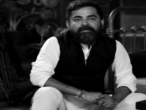 Ace designer Sabyasachi Mukherjee (Image courtesy: Instagram)