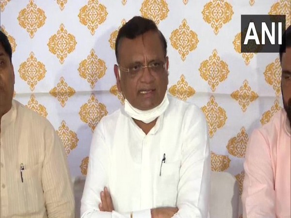 Rajasthan Congress in-charge Avinash Pande speaking to reporters in Jaipur on Monday.