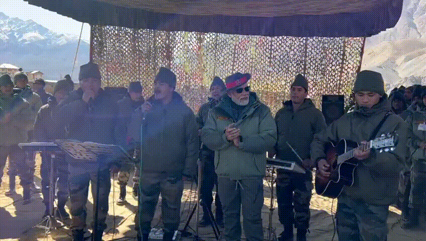 Prime Minister Narendra Modi with Army jawans in Kargil (Photo/ANI)