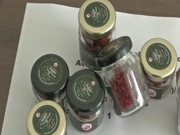 Saffron being packed at the first high-tech Spice Park in Pampore [Photo/ANI]