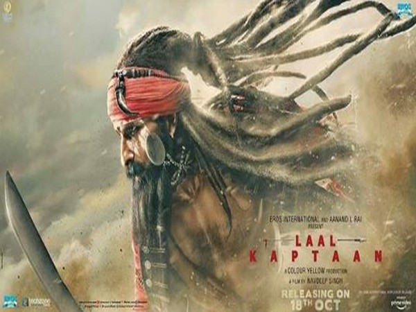 'Laal Kaptaan' poster