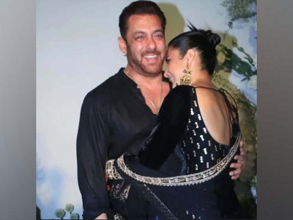 Shehnaaz Gill and Salman Khan (Image source: Twitter)