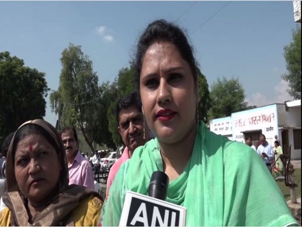 Madhu Sharma, Sarpanch of Amala Panchayat speaking to ANI in Kathua, Jammu and Kashmir. Photo/ANI