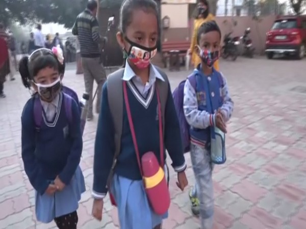 Students in Sarvodaya Vidyalaya Jhandewalan on Monday morning. (ANI/photo)