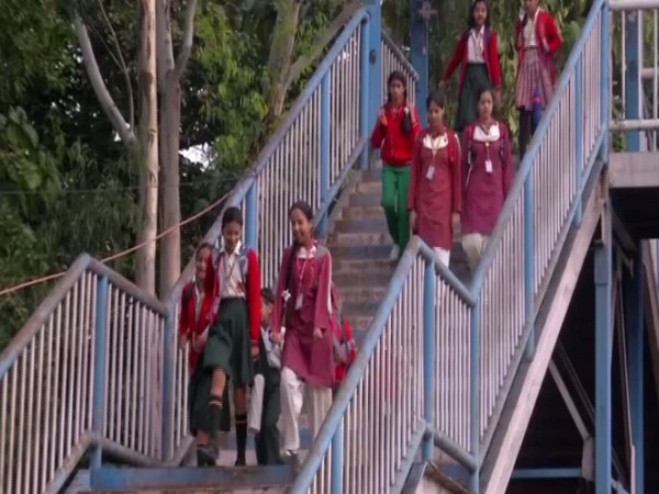 Schools and Colleges have reopen in Jammu on Monday. Photo/ANI