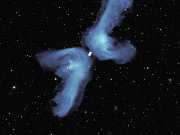 A team of astronomers from South Africa and the US has used the MeerKAT telescope to solve a longstanding puzzle in 'X'-shaped radio galaxies (Image courtesy: NRAO/AUI/NSF; SARAO; DES)
