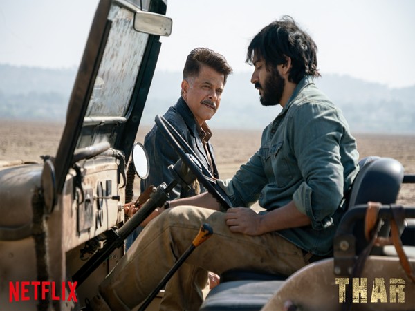 Anil Kapoor and Harsh Varrdhan Kapoor's look from 'Thar' (Image source: Twitter)