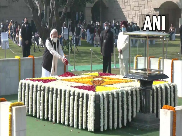 Prime Minister Narendra Modi pays tribute to Mahatma Gandhi at Rajghat on his death anniversary (Photo/ANI)