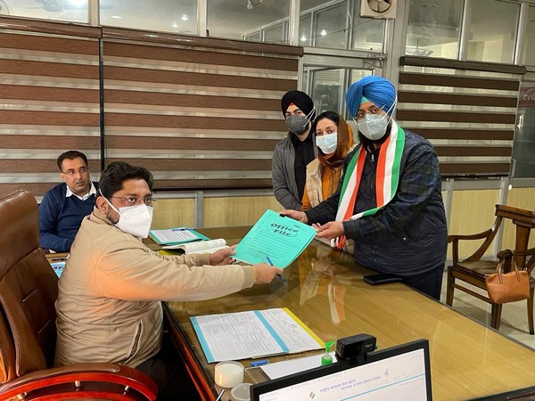 Congress MP Partap Singh Bajwa files his nomination papers from Qadian constituency (Photo/Twitter)