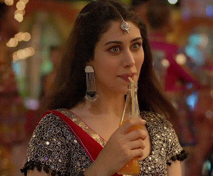 5 Bollywood-inspired garba outfit ideas to twirl through Navratri in style