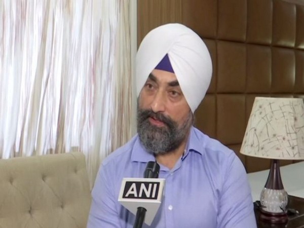 Gurmeet Seghal talking to ANI in Mumbai 