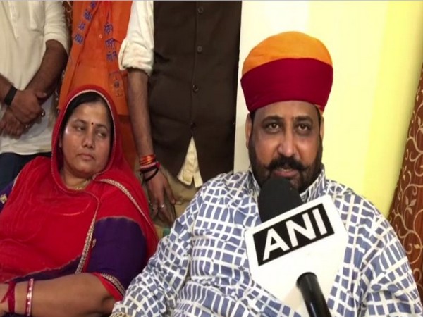 Karni Sena president Sukhdev Singh Gogamedi speaking to ANI in Indore, Madhya Pradesh on Sunday.