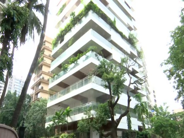 Visual from outside Kangana Ranaut's residence in Mumbai